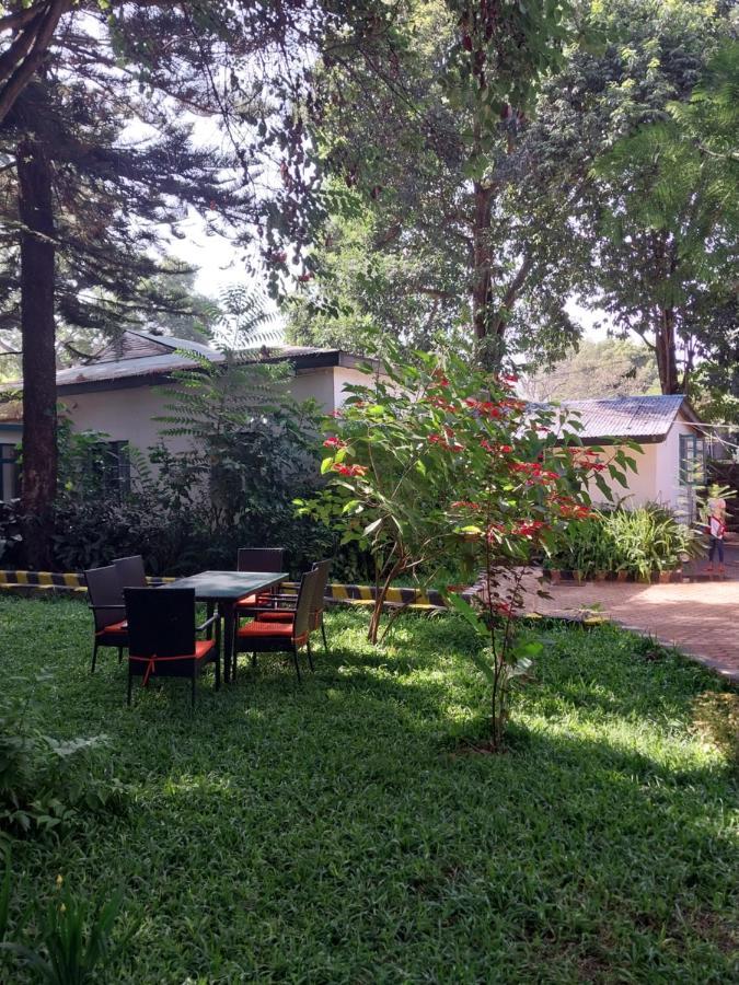 Green Garden Guest House Arusha Buitenkant foto
