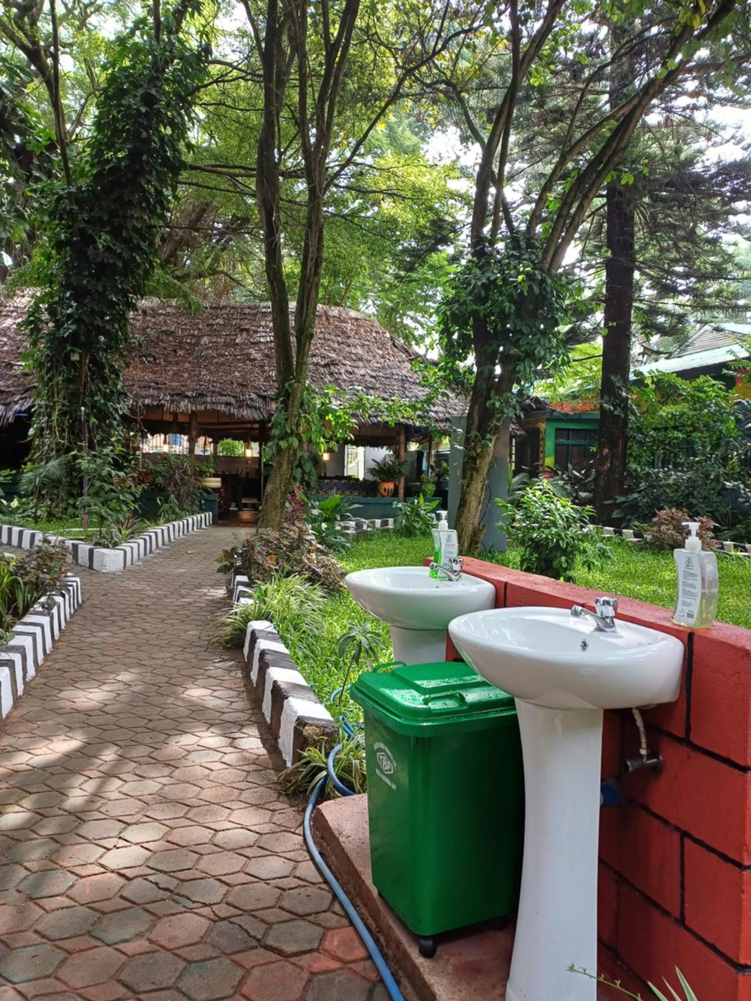 Green Garden Guest House Arusha Buitenkant foto